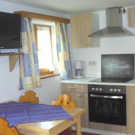 Mit Balkon In Guter Ausflugslage By Interhome *